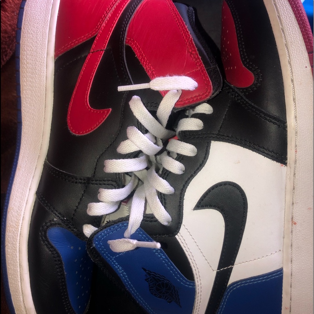 Air Jordan 1 “Top 3”